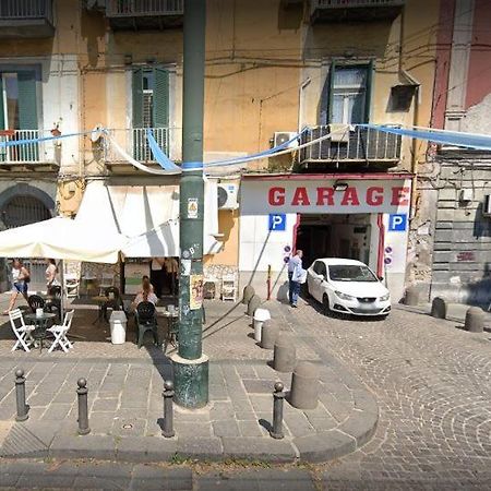 Dimora Dei Giganti Bed & Breakfast Napoli Eksteriør bilde
