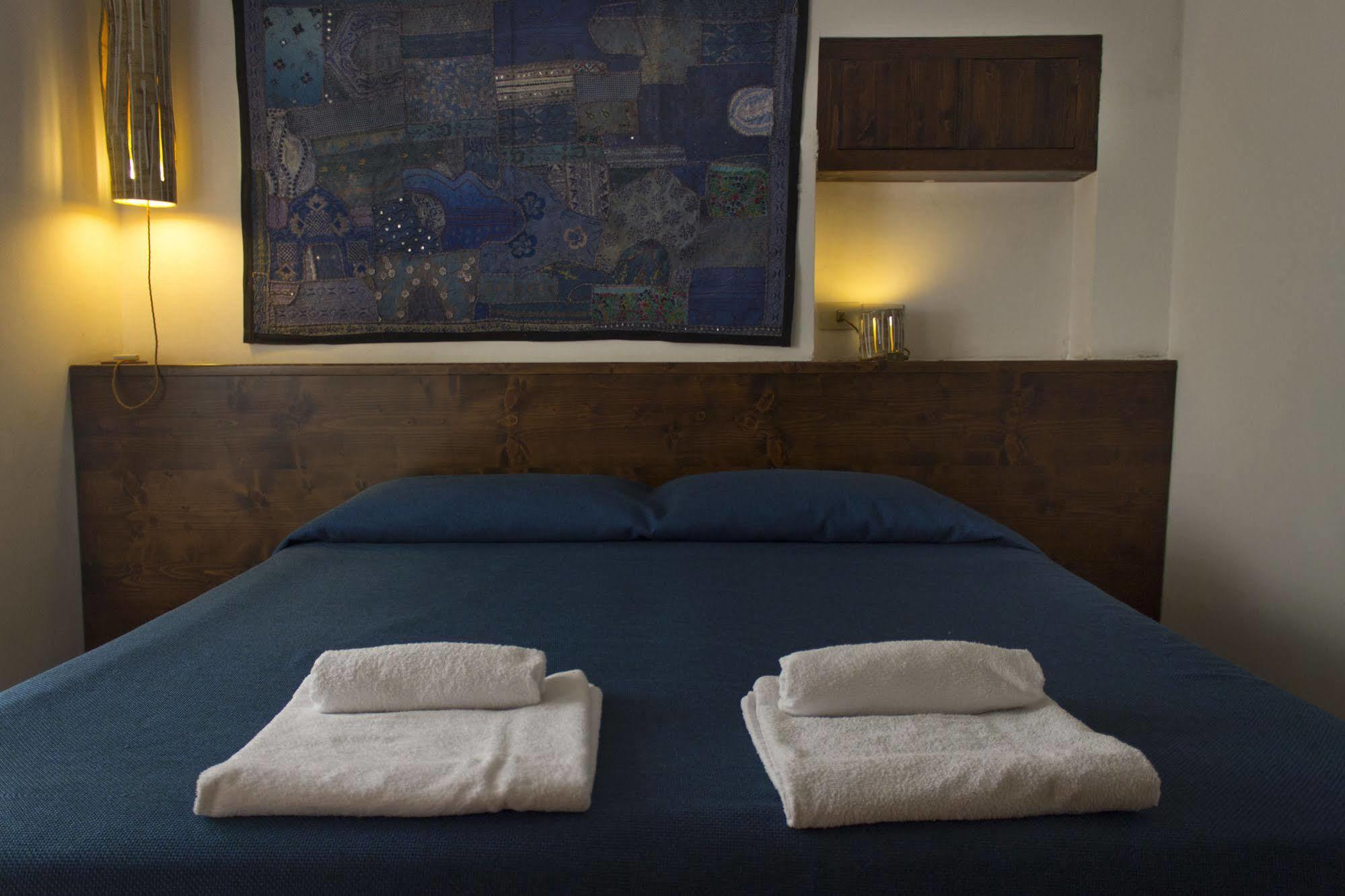 Dimora Dei Giganti Bed & Breakfast Napoli Eksteriør bilde