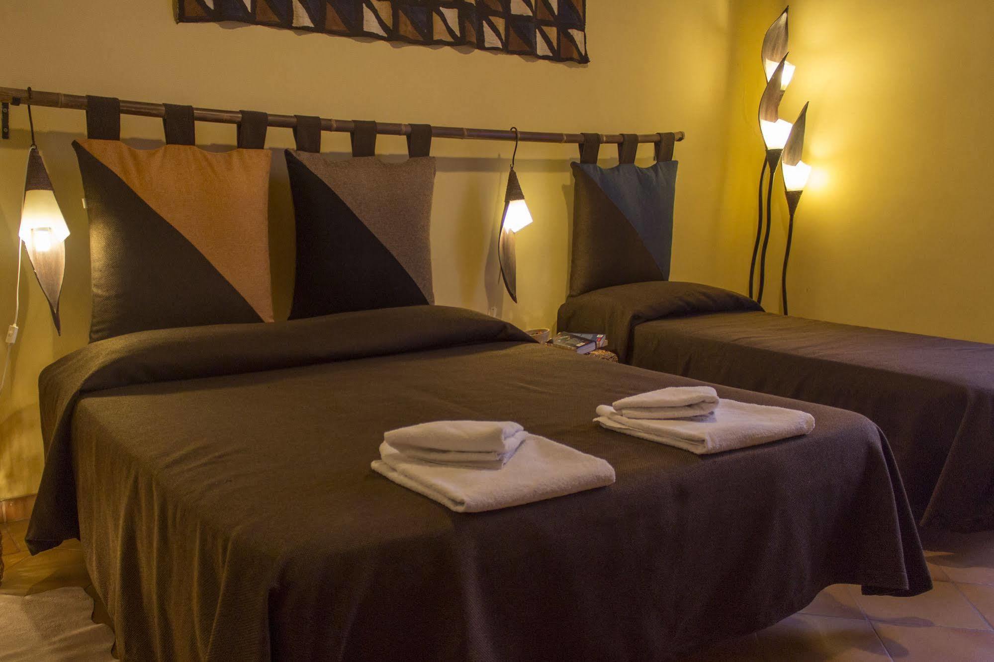 Dimora Dei Giganti Bed & Breakfast Napoli Eksteriør bilde