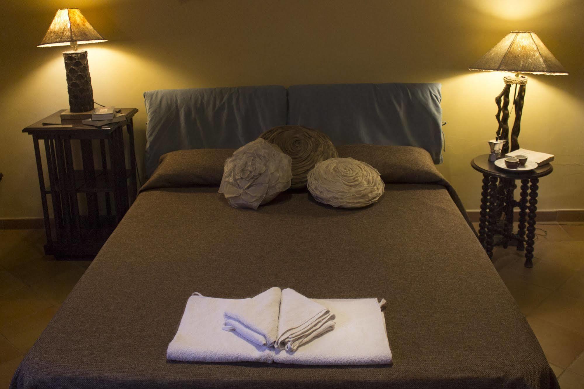 Dimora Dei Giganti Bed & Breakfast Napoli Eksteriør bilde