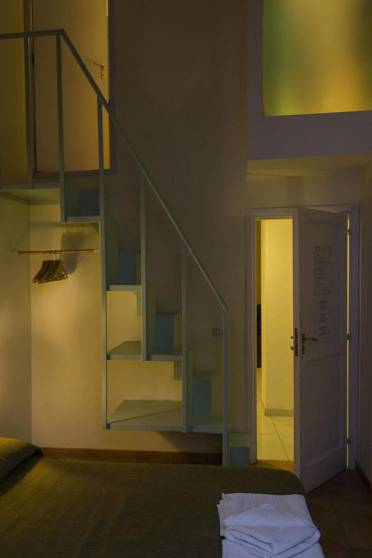 Dimora Dei Giganti Bed & Breakfast Napoli Eksteriør bilde