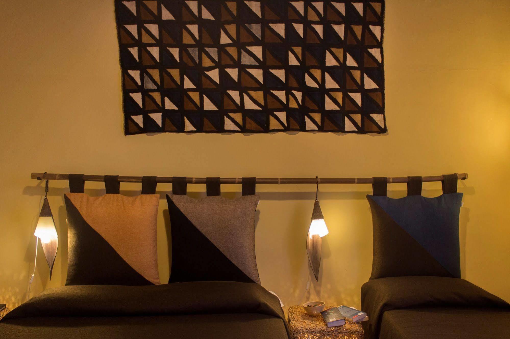 Dimora Dei Giganti Bed & Breakfast Napoli Eksteriør bilde